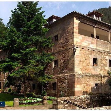 Hotel Las Caldas Las Caldas De Besaya المظهر الخارجي الصورة