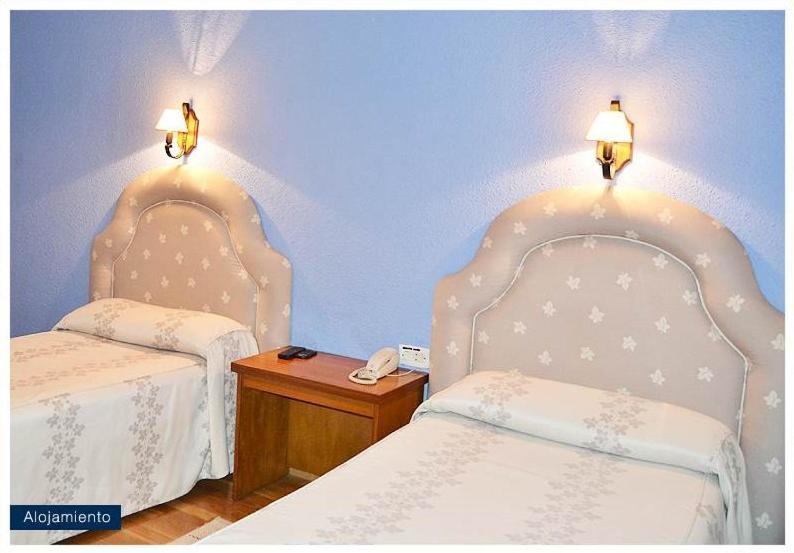 Hotel Las Caldas Las Caldas De Besaya المظهر الخارجي الصورة